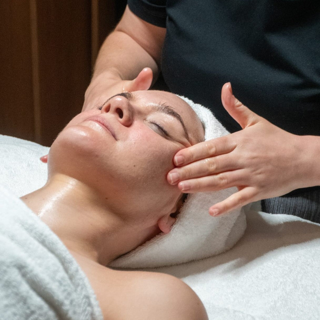 Which Facial Treatment Is Right for Your Skin Concern? A Complete Comparison Guide